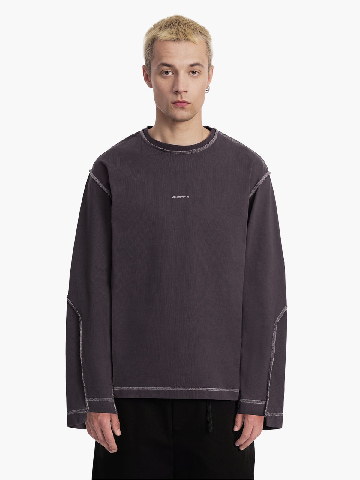 Level long sleeve t-shirt