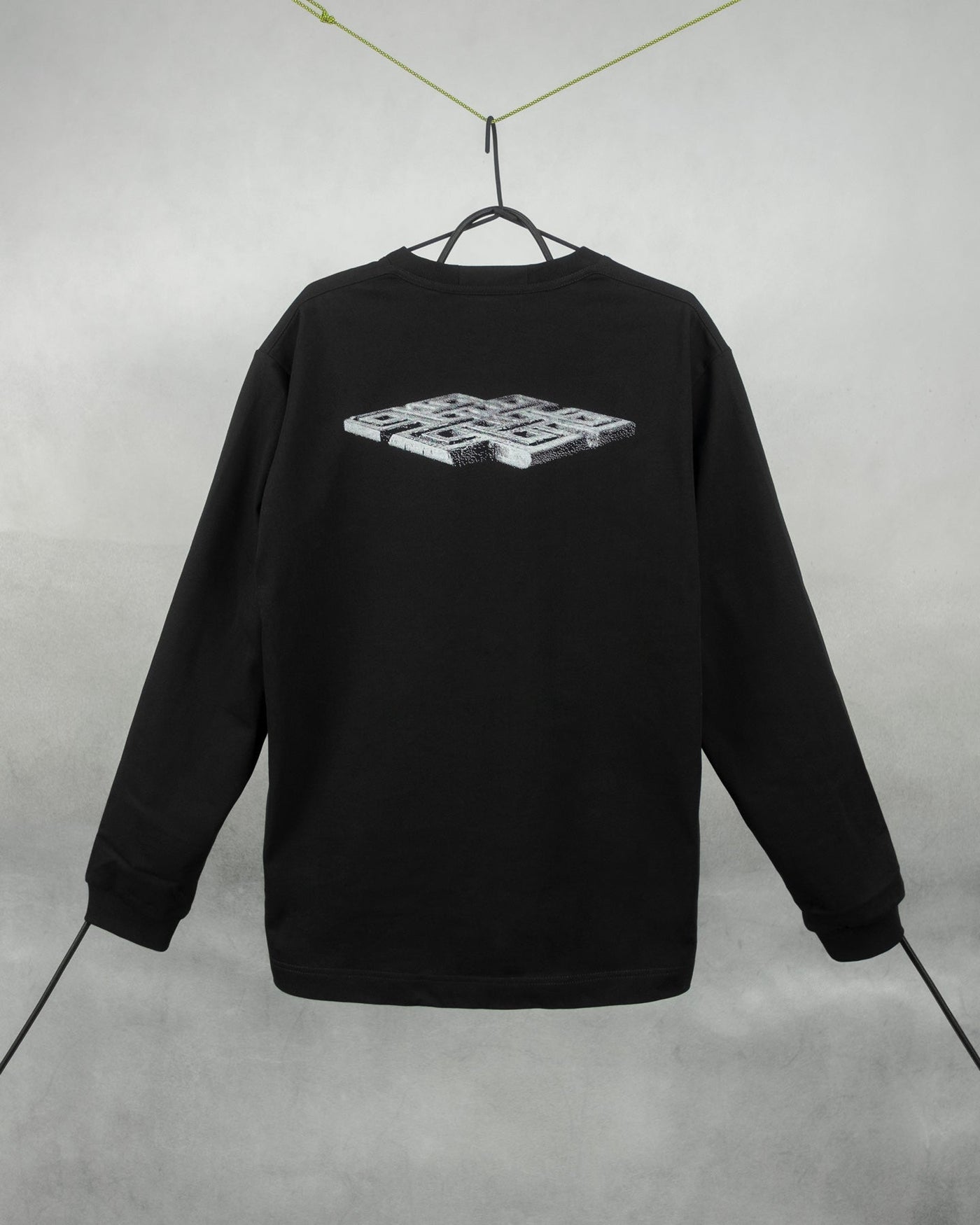 LOCALISM LONGSLEEVE
