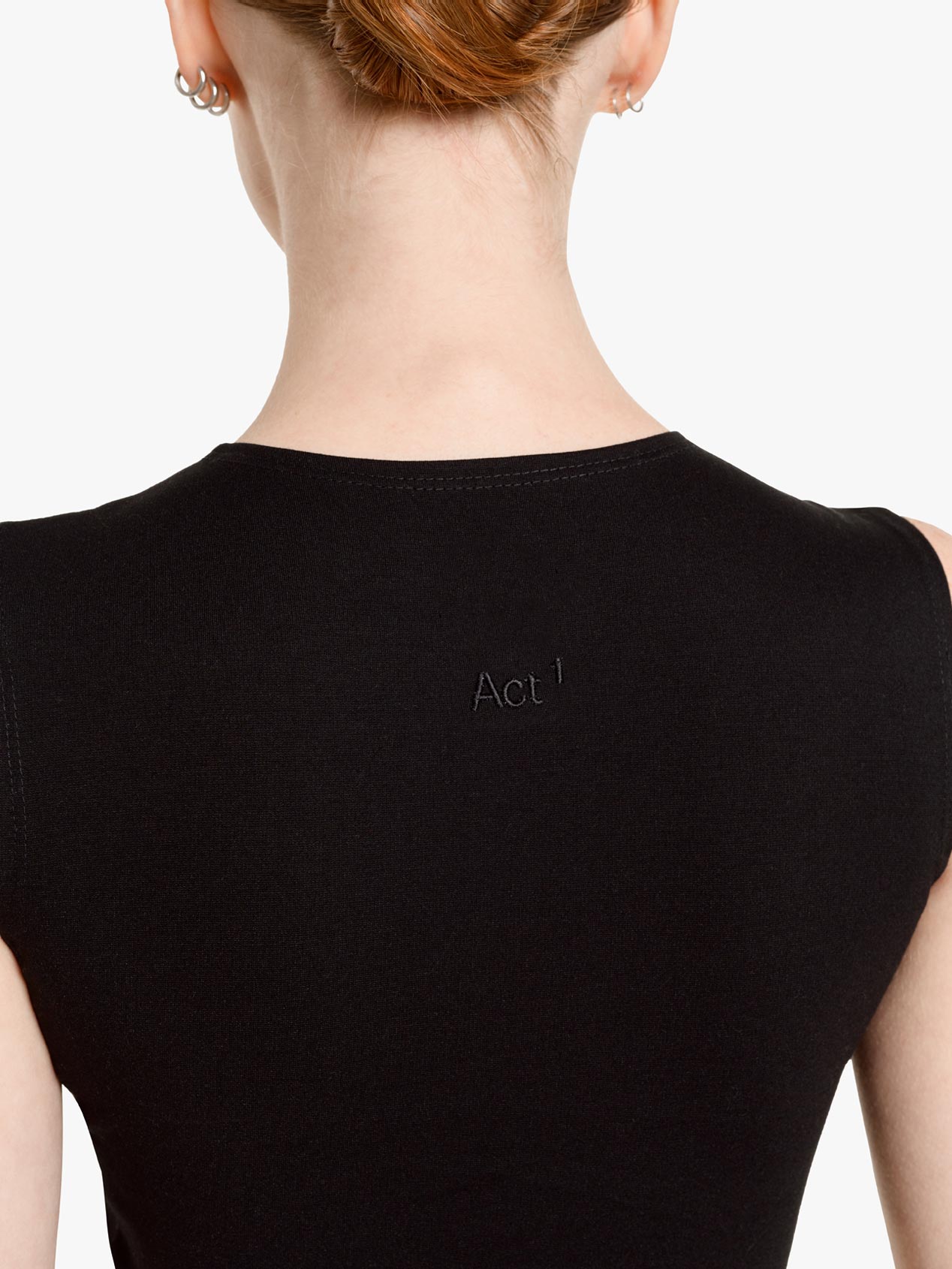 CURVED TANK TOP