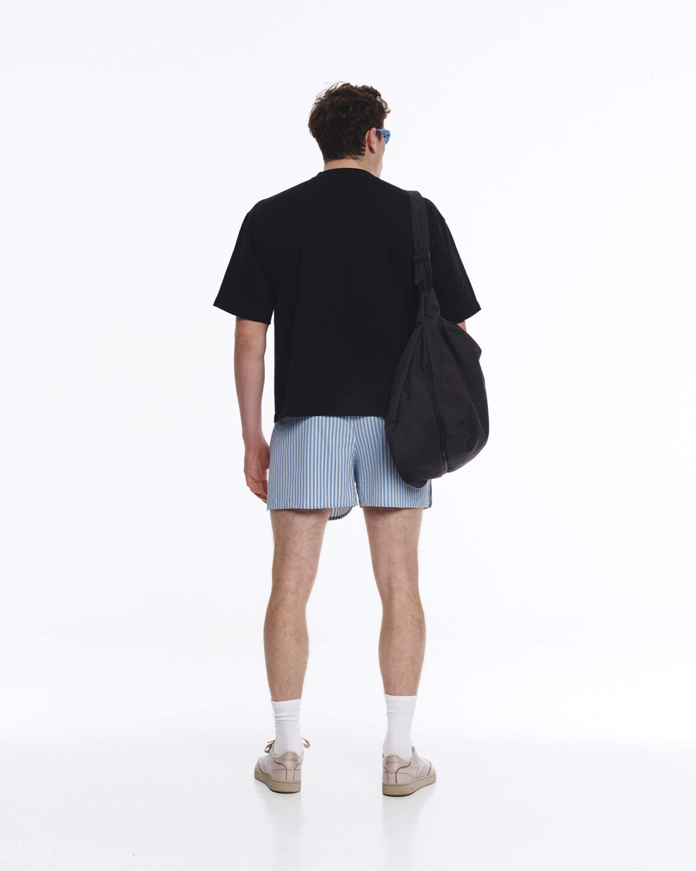 EXTRA BLACK TEE