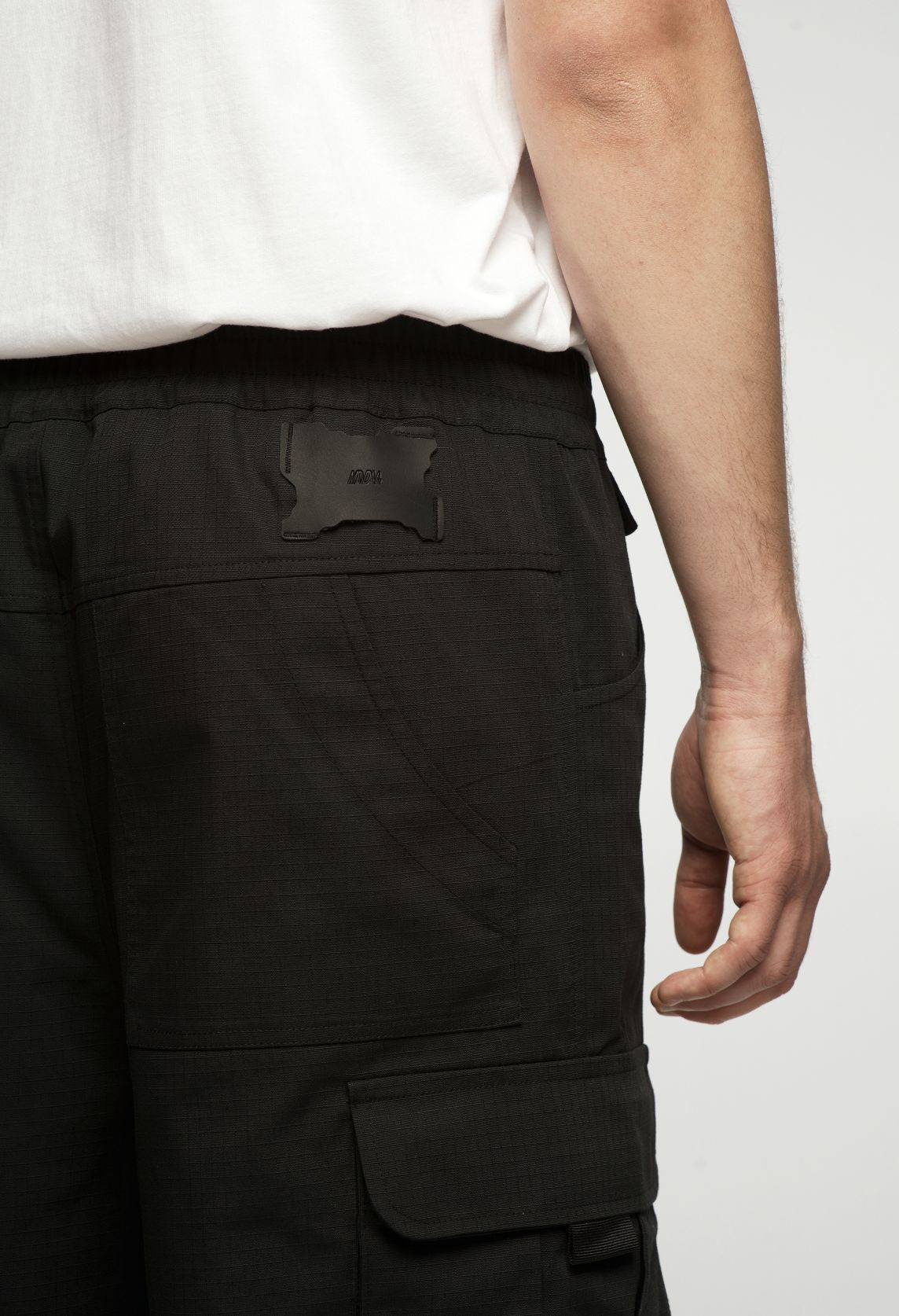 CARGO BAGGY PANTS BLACK