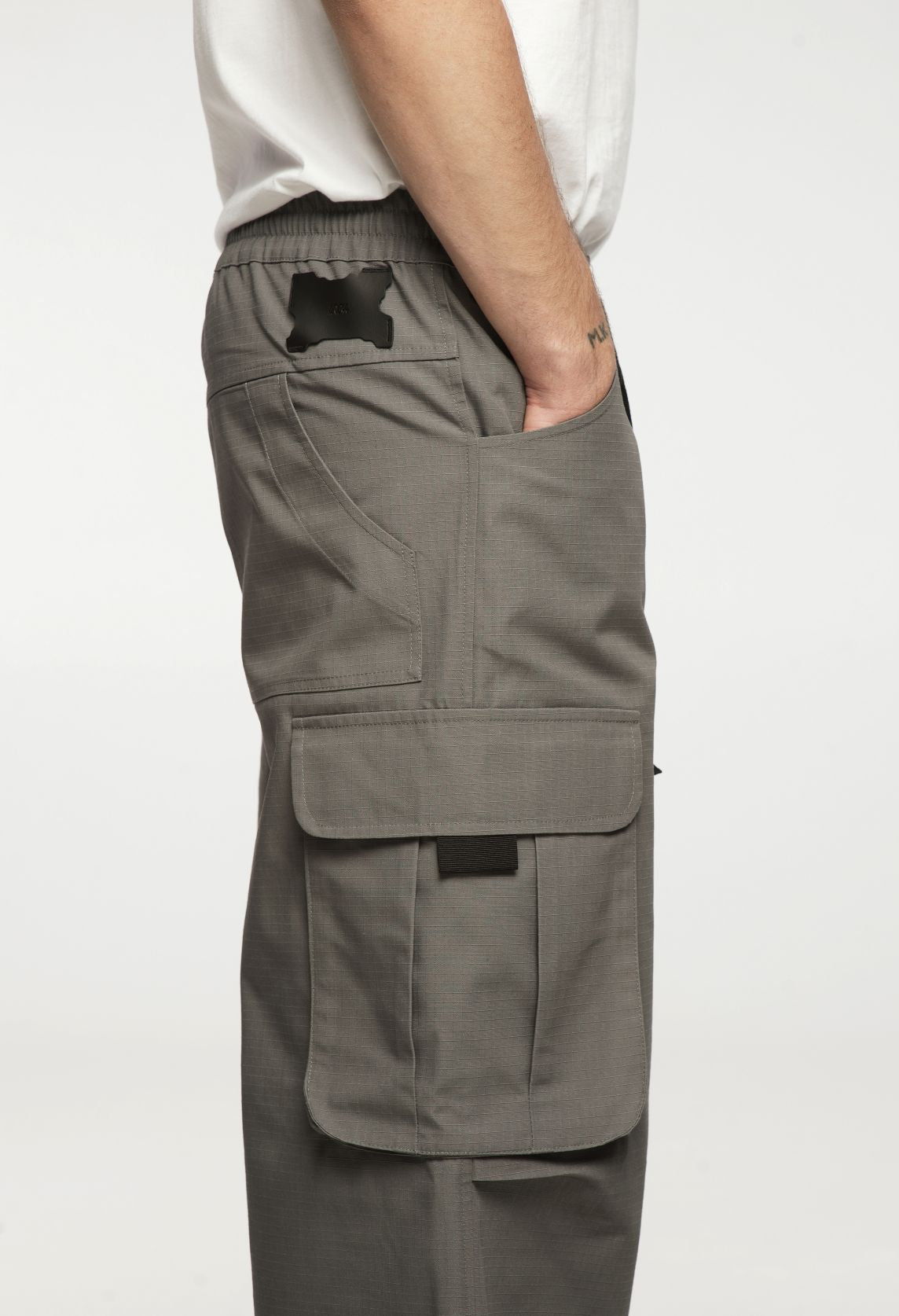 CARGO BAGGY PANTS GRAY