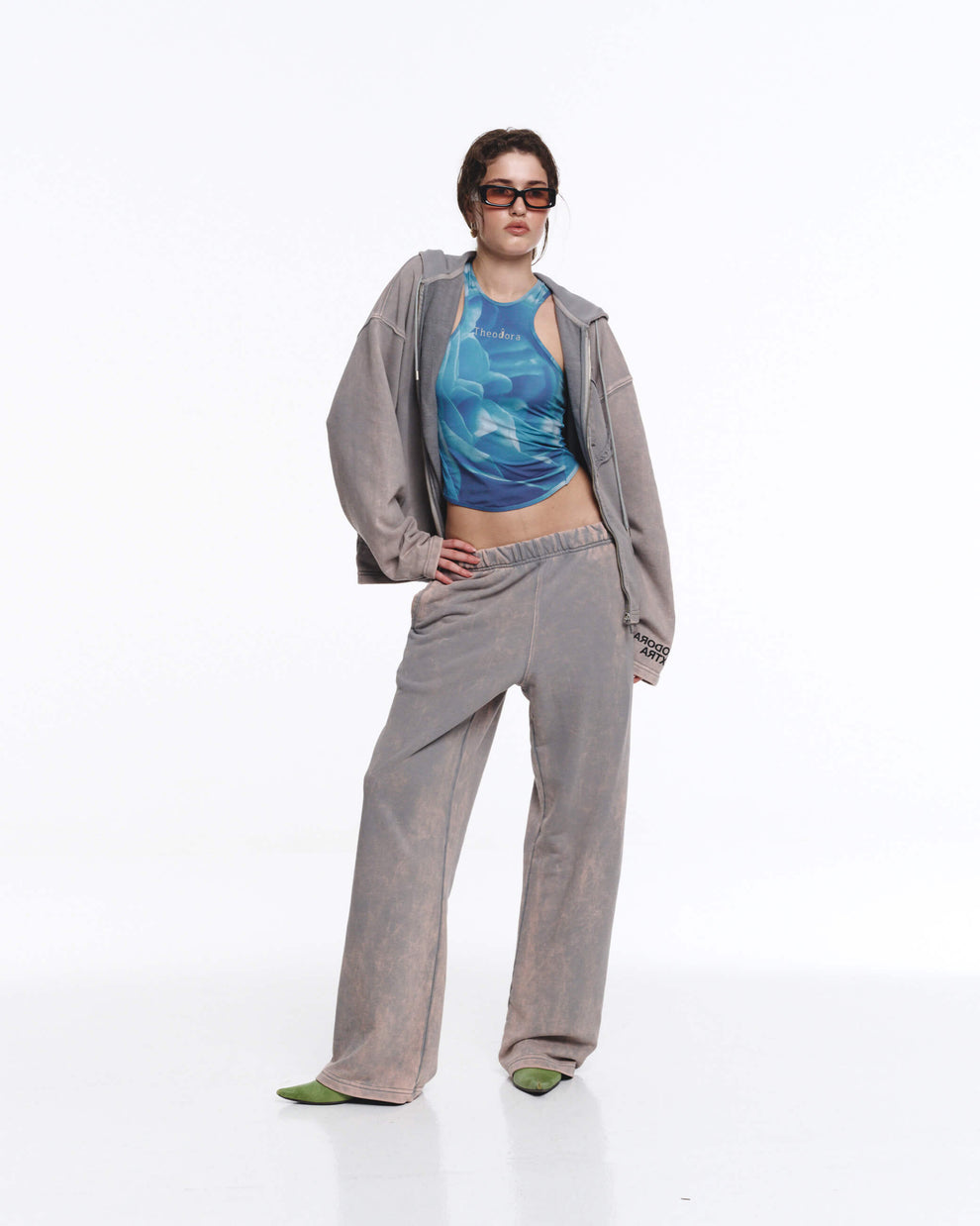 GREY WASHED PANTS