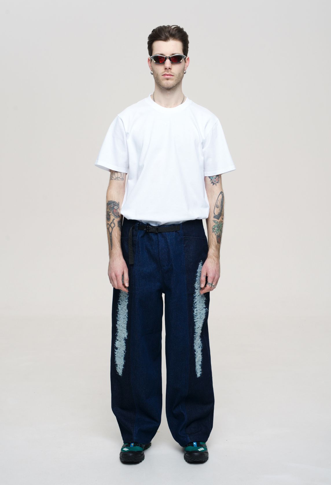 RAGGED PANTS