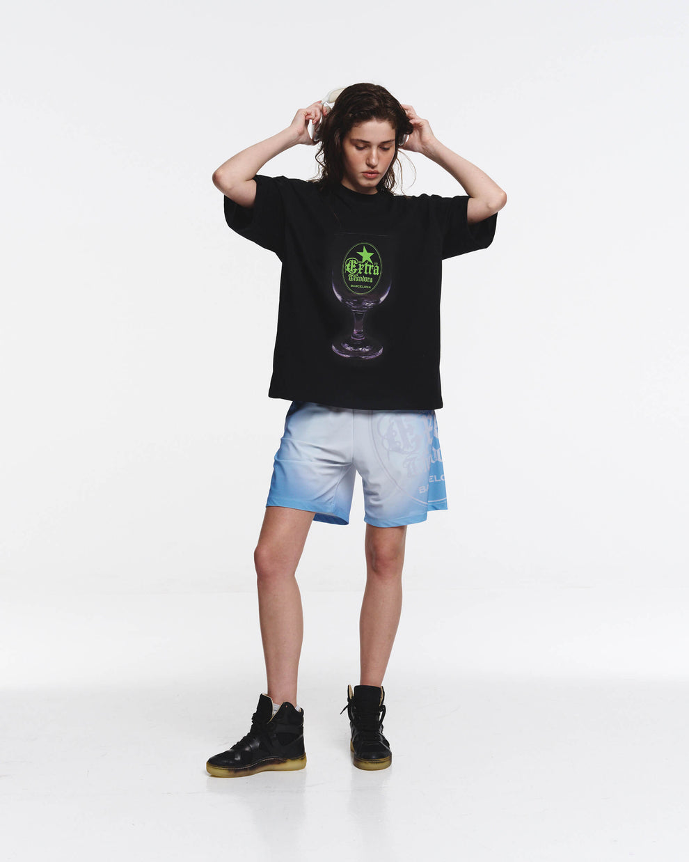 EXTRA BLACK TEE