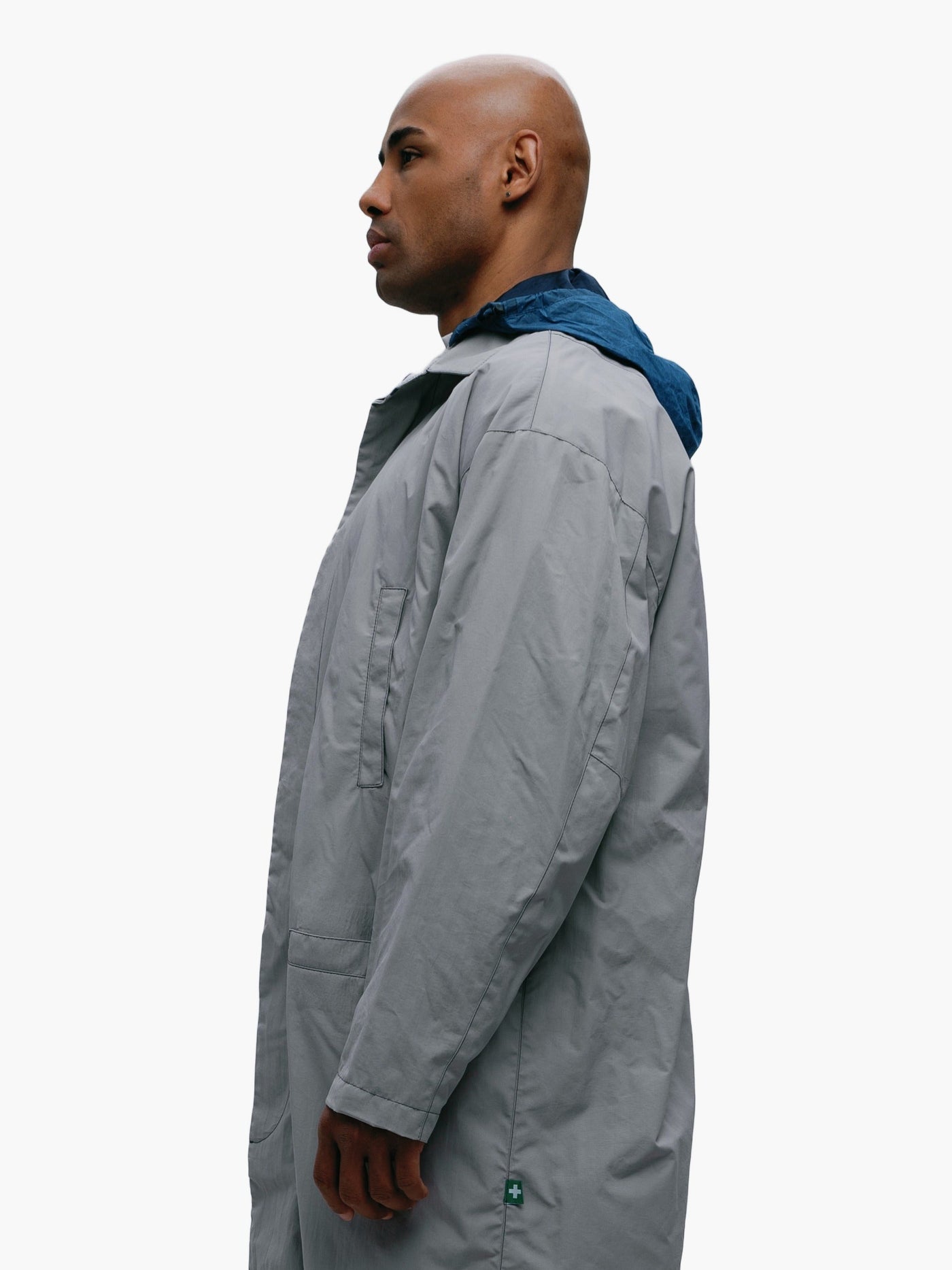 PURE TRAVEL TRENCH COAT